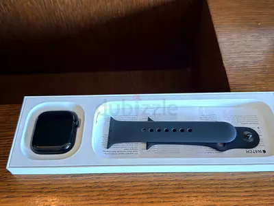 Apple Watch series 10, No scratches and used only 4months