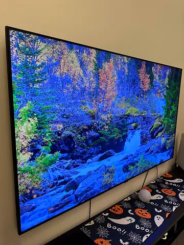 Samsung 75-inch Crystal UHD 4K Smart TV