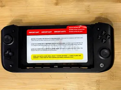 Nintendo Switch Joy-Con Style Controller Attachment (Used)