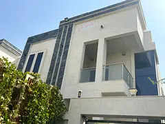 Unfurnished 5-Bedroom Villa with Majlis for Annual Rent in Al Yasmeen – Behind Al Humaidiya Park,