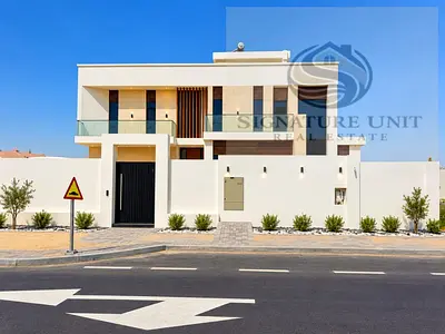 Luxury 4 Master BR Villa Offering Space and Privacy