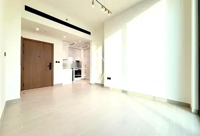 VACANT | HIGH FLOOR | UNFURNISHED