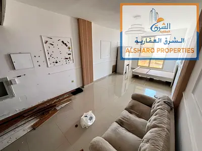 استوديو بمساحة كبيرة_مطبخ شبه منفصل_تكييف مركزي_تشطيبات حديثة