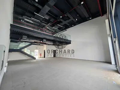 "Luxurious Finishing | Ideal for Buisness Market"