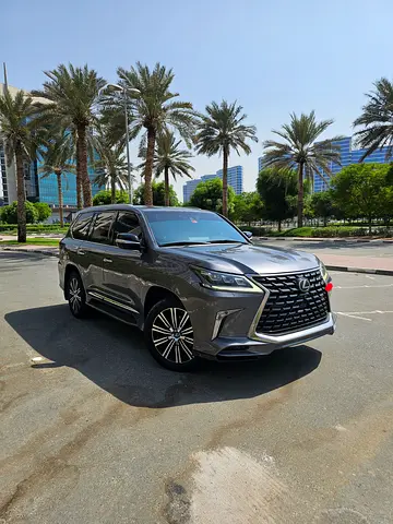 2017 Lexus LX 570 Sport GCC Specs in Excellent Condition