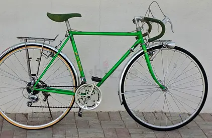 Vintage green road bike — classic steel frame, commuter ready