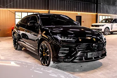 2019 Lamborghini Urus Pearl Capsule - Japanese Specs