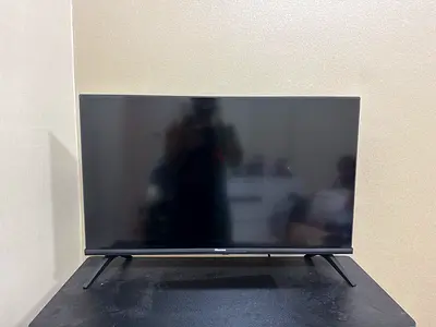 32 inch Flat Panel LED TV - Good Working Condition