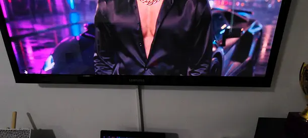 LED TV