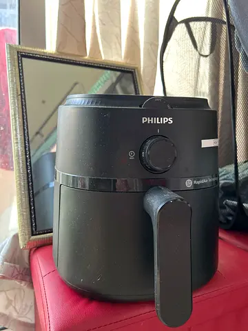 Philips Air Fryer - Compact Black, Good Working Condition