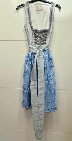 Oktoberfest dress in Size M