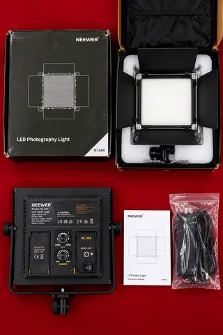 NEEWER NL660 LED Video Light