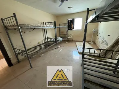 Opportunity for companies and businesses: High-end finishes, split air conditioning, spacious area,