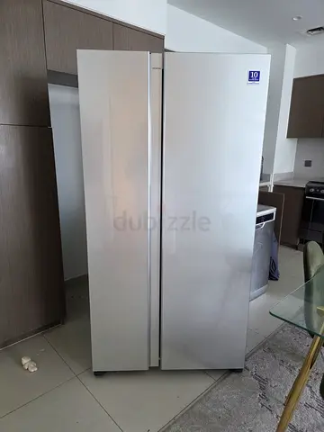 Hitachi Latest Model Side By Side Glass Door Refrigerator Freezer for Sale 90cm Like New