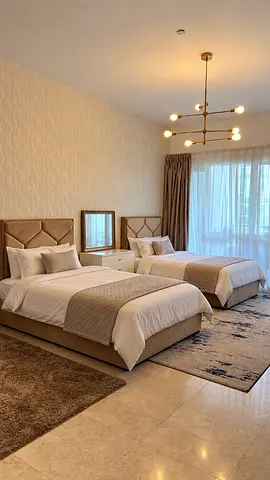 Huge Room for solo / couple / Dubai Marina
