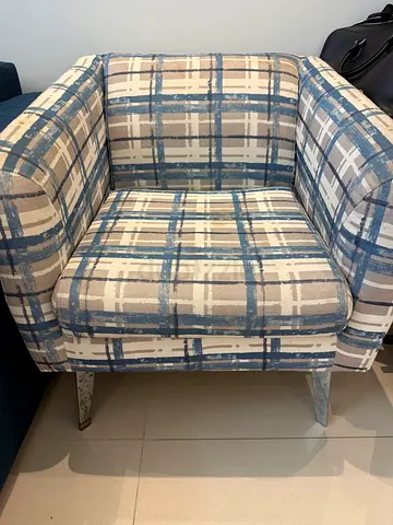 Single plaid armchair in beige and blue — good condition