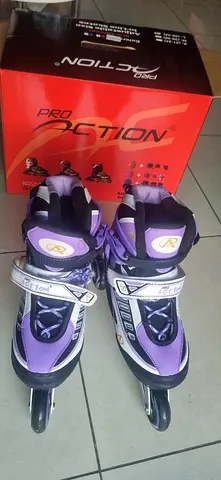 Pro Action Purple Skates + Gear (Purple)