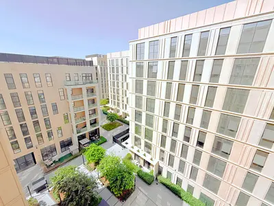 So Luxurious Huge Layout Studio/So Elegant & Lavish/Ready To Move/At Prime Location