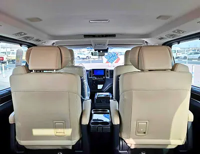 2026 Toyota GRANVIA — миниатюра 13