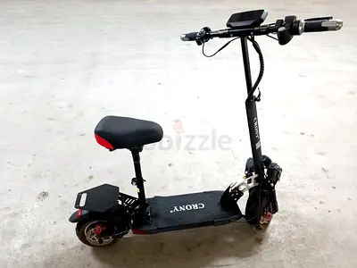 Crony V10 Big Display 1200W with Seat – Warranty till Mar 2027 + Helmet & 2 Chargers