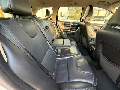 2011 Volvo XC60 — миниатюра 13