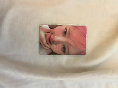 EGG REI IVE PHOTOCARD zero scratches (price negotiable to an extent)