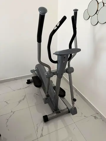Sparnod Fitness SET-45 / WNQ-7618A Semi-Commercial Elliptical Cross Trainer