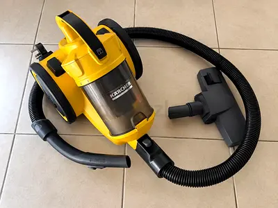 Karscher vacuum cleaner