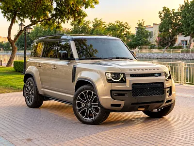 2025 Defender Octa 110 P635 Gcc 58000 km warranty and service