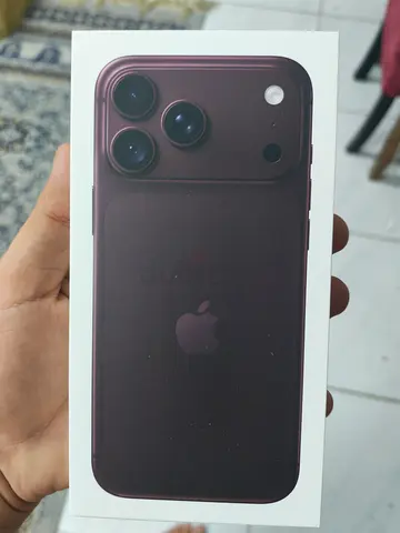 IPhone 18 pro max 256GB TDRA burgundy color