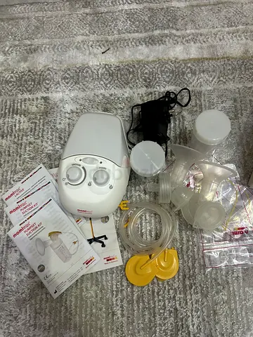 Medela Electric Breast Pump with Accessories - one time used