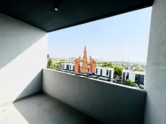 Modern Luxurious 1bhk + Big Balcony in Gate Aljada