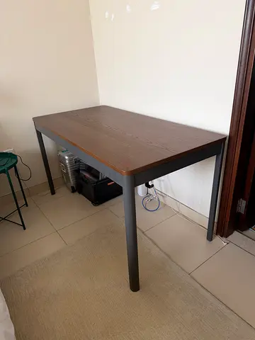 Ikea Idasen wooden study table with metal legs - good condition