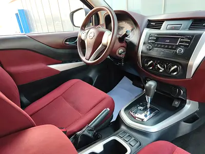 2020 Nissan NAVARA 照片 10