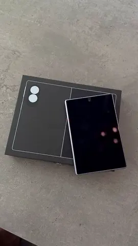 Samsung galaxy Fold 8