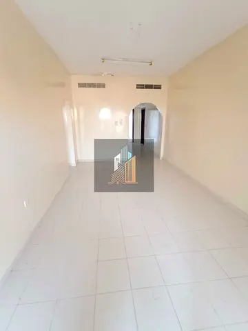 BIG FLAT WITH BALCONY NEAR ROLLA PARK AND KICHA PARKING