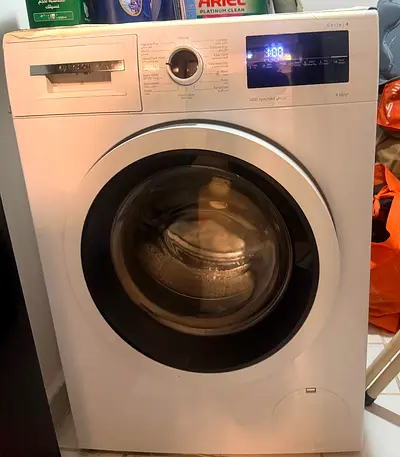 Bosch front load washing machine 8Kg - good working condition 2 year and 5 months