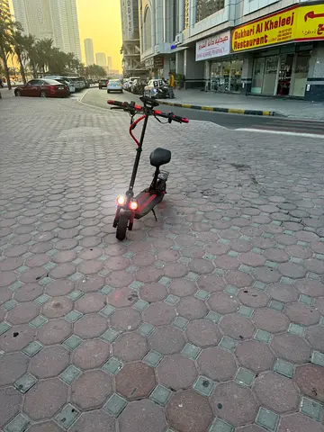 Electric scooter with seat — used, good condition