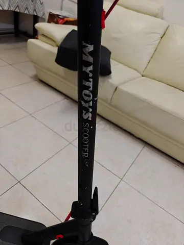 Used Mytois Electric Scooter wed charger battery 🔋15 km Good tair location sharjah Abushagar 🚥
