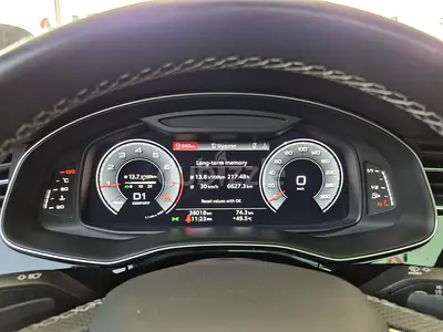2022 AUDI Q8 — миниатюра 17