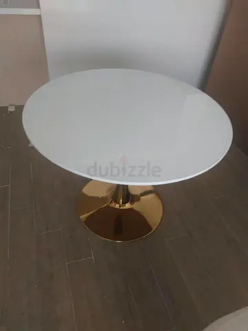 Round white dining table with gold pedestal base - good condition