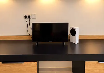 24-inch Samsung LED TV in good working condition