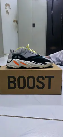 Yeezy Boost 700