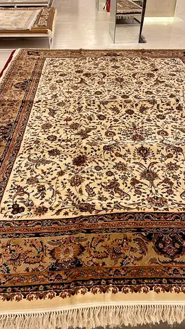Handwoven Traditional Cream & Brown Persian-Style Rug – Excellent Condition