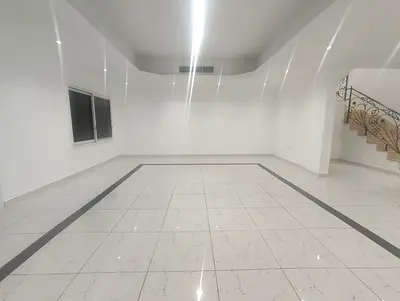2 MASTER BEDROOM'S| 1 BEDROOM OUTSIDE WASH ROOM| MAIDS ROOM|COVERED PARKING |