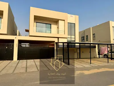 Spacious areas – Prime location – Excellent finishing – Maid's room – External majlis – Great price