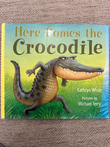 Here Comes the Crocodile - Kathryn White (Children's Picture Book)
