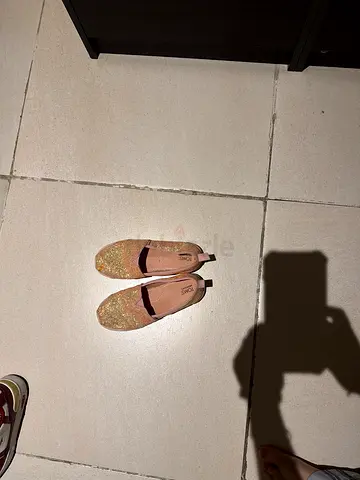Light pink glitter flat shoes, gently used