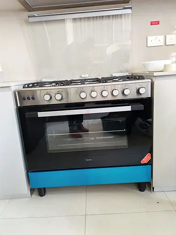 Cooking range