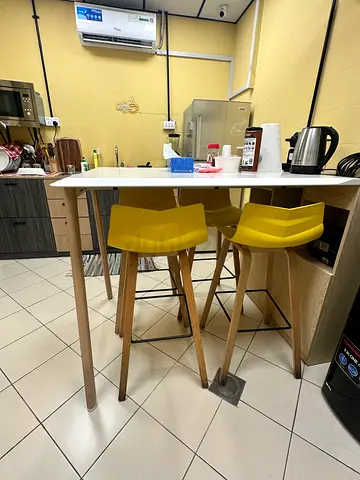 Set of 3 Wooden Bar Stools, table with Yellow Seats